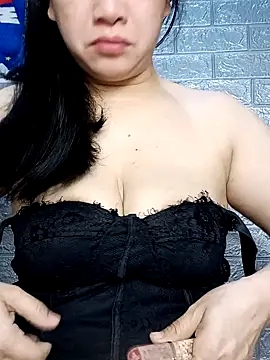 Snapshot of Basabetnga chatting on 03.18.25 Basabetnga online show from 03.18.25