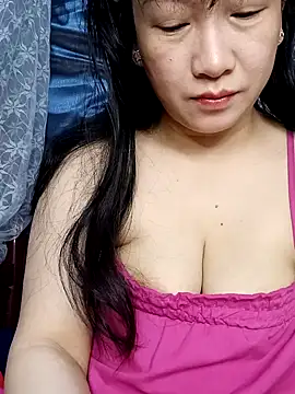 Snapshot of Basabetnga chatting on 09.08.25 Basabetnga online show from 09.08.25