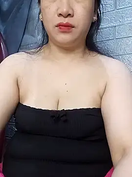 Snapshot of Basabetnga chatting on 11.04.25 Basabetnga online show from 11.04.25