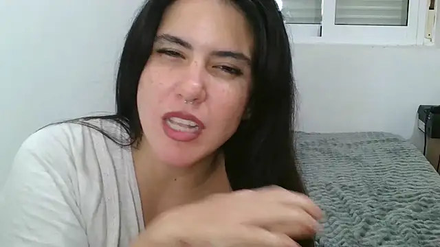 Snapshot of AbyCarson chatting on 12.24.24 AbyCarson online show from 12.24.24