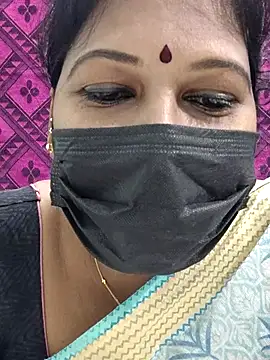 Snapshot of kathrina_96 chatting on 09.10.25 kathrina 96 online show from 09.10.25