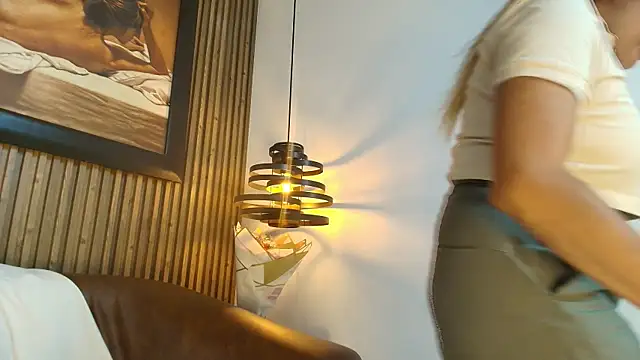 AdharaSmithh online show from 09.10.25