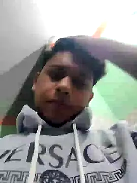 Snapshot of sailord chatting on 12.20.24 sailord online show from 12.20.24