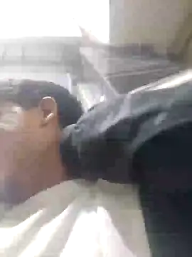 Snapshot of sailord chatting on 01.07.25 sailord online show from 01.07.25