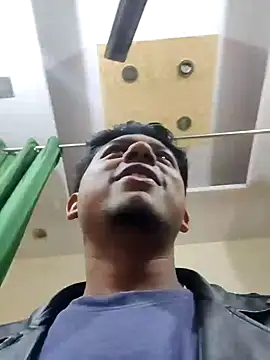 Snapshot of sailord chatting on 02.05.25 sailord online show from 02.05.25