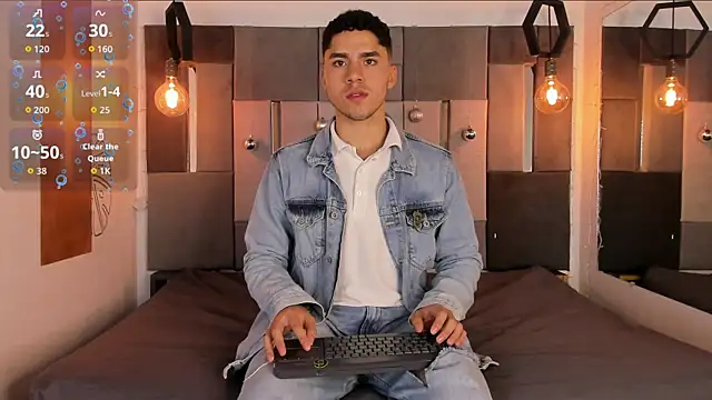 LiamNovak online show from 12.20.25