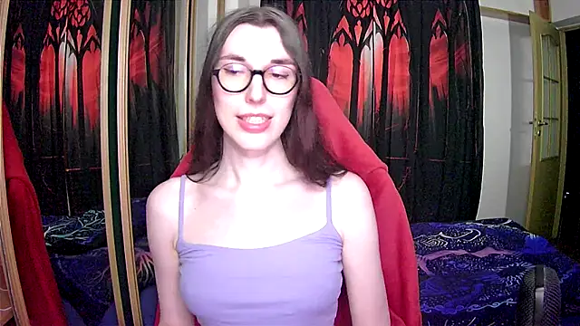 Snapshot of bluerose00 chatting on 12.11.24 bluerose00 online show from 12.11.24