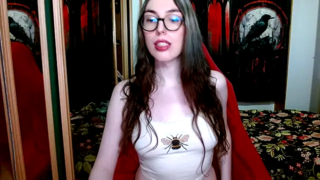 Snapshot of bluerose00 chatting on 10.01.25 bluerose00 online show from 10.01.25