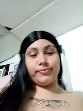 Snapshot of Marilin_Jessie chatting on 11.05.25 Marilin Jessie online show from 11.05.25