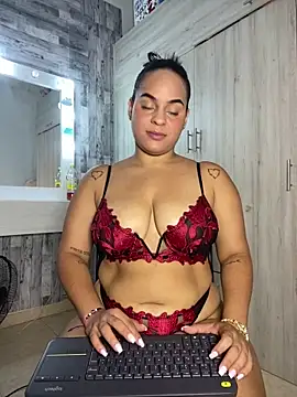 Violetrousse online show from 12.20.25