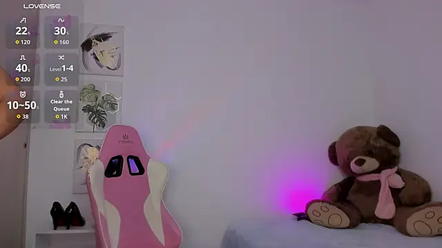 Mia petite01 online show from 11.22.25