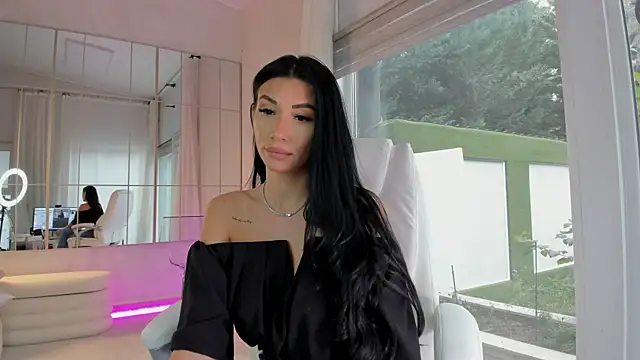 Snapshot of missdiamond_ chatting on 11.04.25 missdiamond online show from 11.04.25