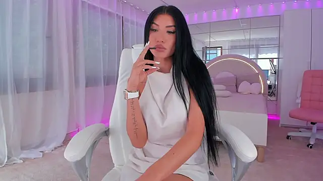 missdiamond  online show from 06.17.26