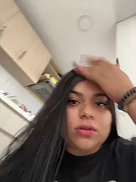 Snapshot of alissonfernandez_ chatting on 01.30.25 alissonfernandez online show from 01.30.25