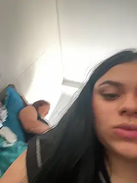 Snapshot of alissonfernandez_ chatting on 02.02.25 alissonfernandez online show from 02.02.25