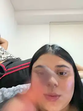 Snapshot of alissonfernandez_ chatting on 02.08.25 alissonfernandez online show from 02.08.25