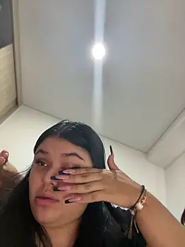 Snapshot of alissonfernandez_ chatting on 02.27.25 alissonfernandez online show from 02.27.25