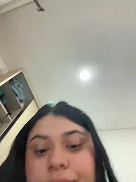 Snapshot of alissonfernandez_ chatting on 03.05.25 alissonfernandez online show from 03.05.25