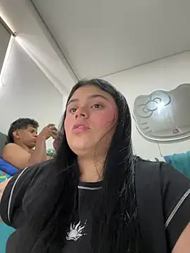 Snapshot of alissonfernandez_ chatting on 03.15.25 alissonfernandez online show from 03.15.25