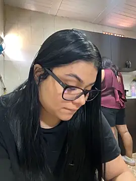 Snapshot of alissonfernandez_ chatting on 09.26.25 alissonfernandez online show from 09.26.25