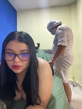 Snapshot of alissonfernandez_ chatting on 10.12.25 alissonfernandez online show from 10.12.25