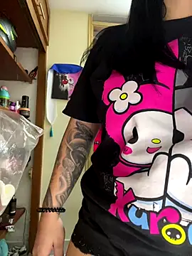 Snapshot of alissonfernandez_ chatting on 11.29.25 alissonfernandez online show from 11.29.25