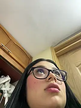 alissonfernandez  online show from 02.13.26