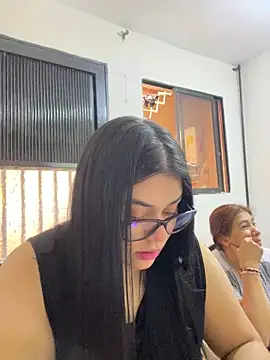 alissonfernandez  online show from 06.26.26