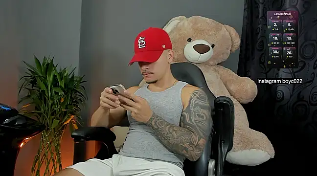 boyc022  online show from 02.21.25