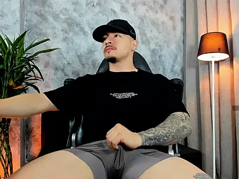 boyc022  online show from 02.18.26