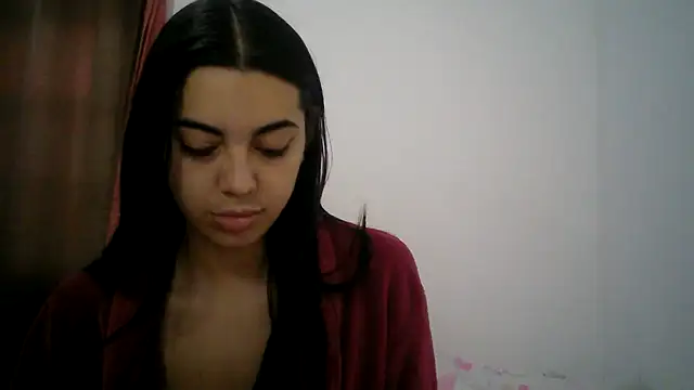 Snapshot of isabella048 chatting on 09.10.25 isabella048 online show from 09.10.25