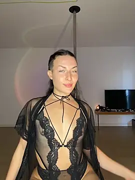 Snapshot of _ExoticGirl chatting on 11.22.25 ExoticGirl online show from 11.22.25