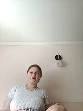 kila lo online show from 02.23.25