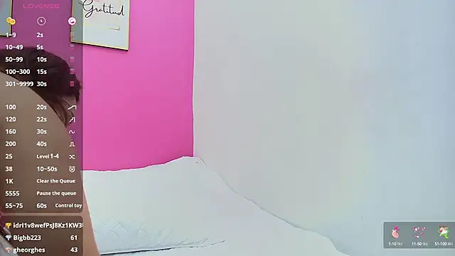 hornybarelylegalgirl online show from 02.25.25