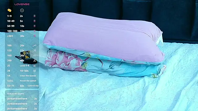 hornybarelylegalgirl online show from 03.09.26