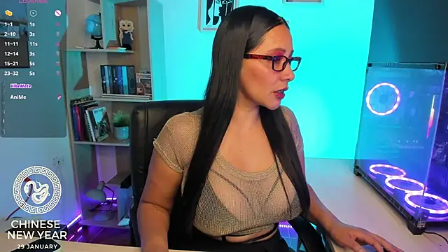 Sue Wolls online show from 01.24.25