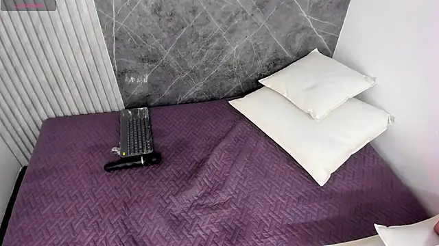 Snapshot of Dahiana_gomez18 chatting on 02.18.25 Dahiana gomez18 online show from 02.18.25