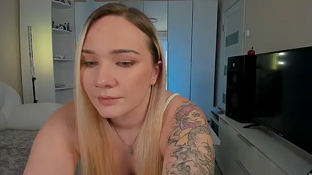 Snapshot of 1AlexaGoddess3 chatting on 12.20.24 1AlexaGoddess3 online show from 12.20.24