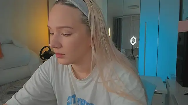 Snapshot of 1AlexaGoddess3 chatting on 01.31.25 1AlexaGoddess3 online show from 01.31.25