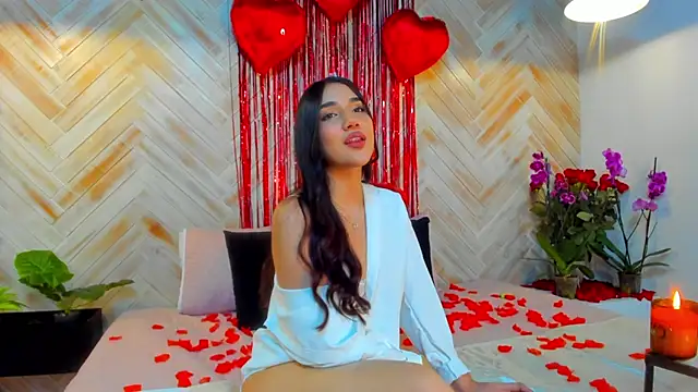 AniiRose online show from 02.15.25