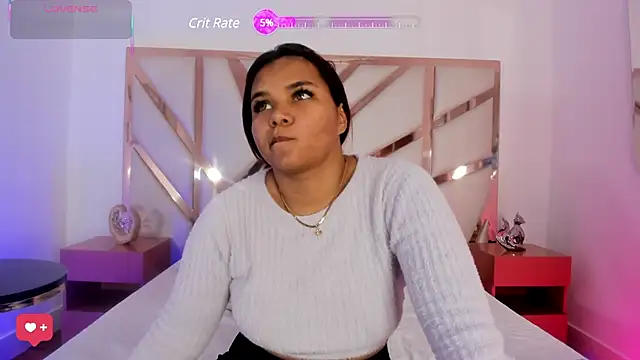 Snapshot of Carolina_Evanss chatting on 03.08.25 Carolina Evanss online show from 03.08.25