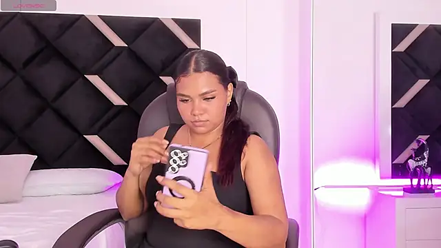 Carolina Evanss online show from 05.02.26