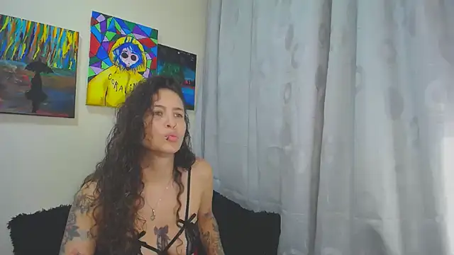 Snapshot of Leyla_Horny_Bg chatting on 01.08.26 Leyla Horny Bg online show from 01.08.26