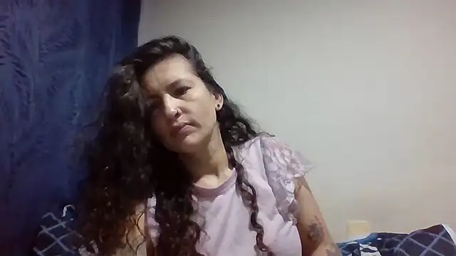 Snapshot of Leyla_Horny_Bg chatting on 03.18.26 Leyla Horny Bg online show from 03.18.26