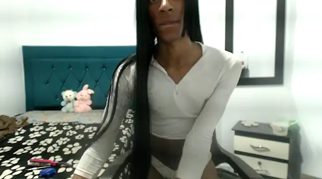 Snapshot of lucianadolll chatting on 02.27.25 lucianadolll online show from 02.27.25