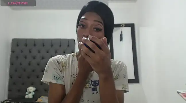 Snapshot of lucianadolll chatting on 03.07.25 lucianadolll online show from 03.07.25