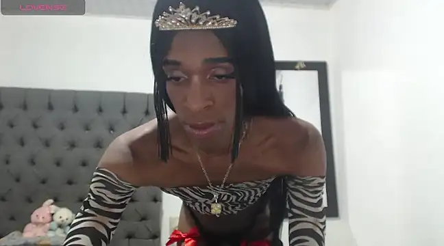 Snapshot of lucianadolll chatting on 03.15.25 lucianadolll online show from 03.15.25