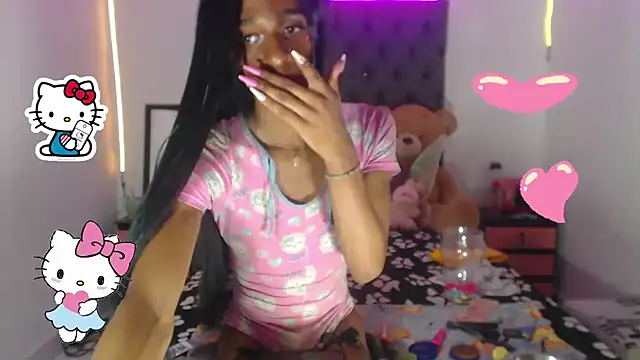 Snapshot of lucianadolll chatting on 09.21.25 lucianadolll online show from 09.21.25