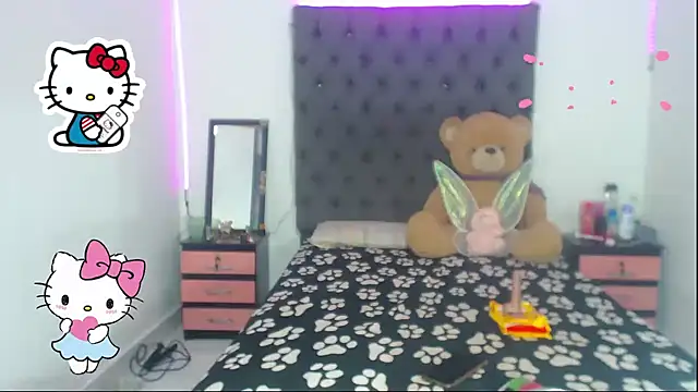 Snapshot of lucianadolll chatting on 09.25.25 lucianadolll online show from 09.25.25