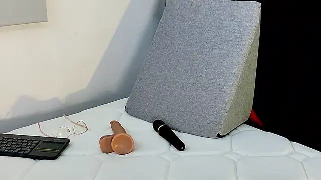 cutehanna1 online show from 10.07.25